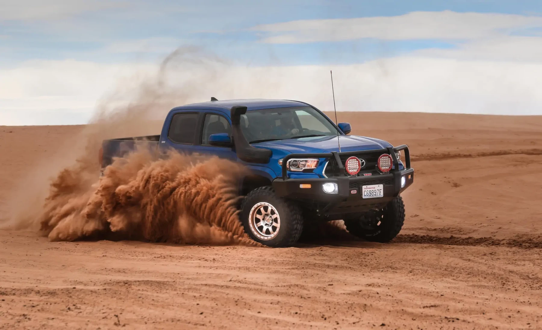 Toyota_Tacoma_Blue_3480